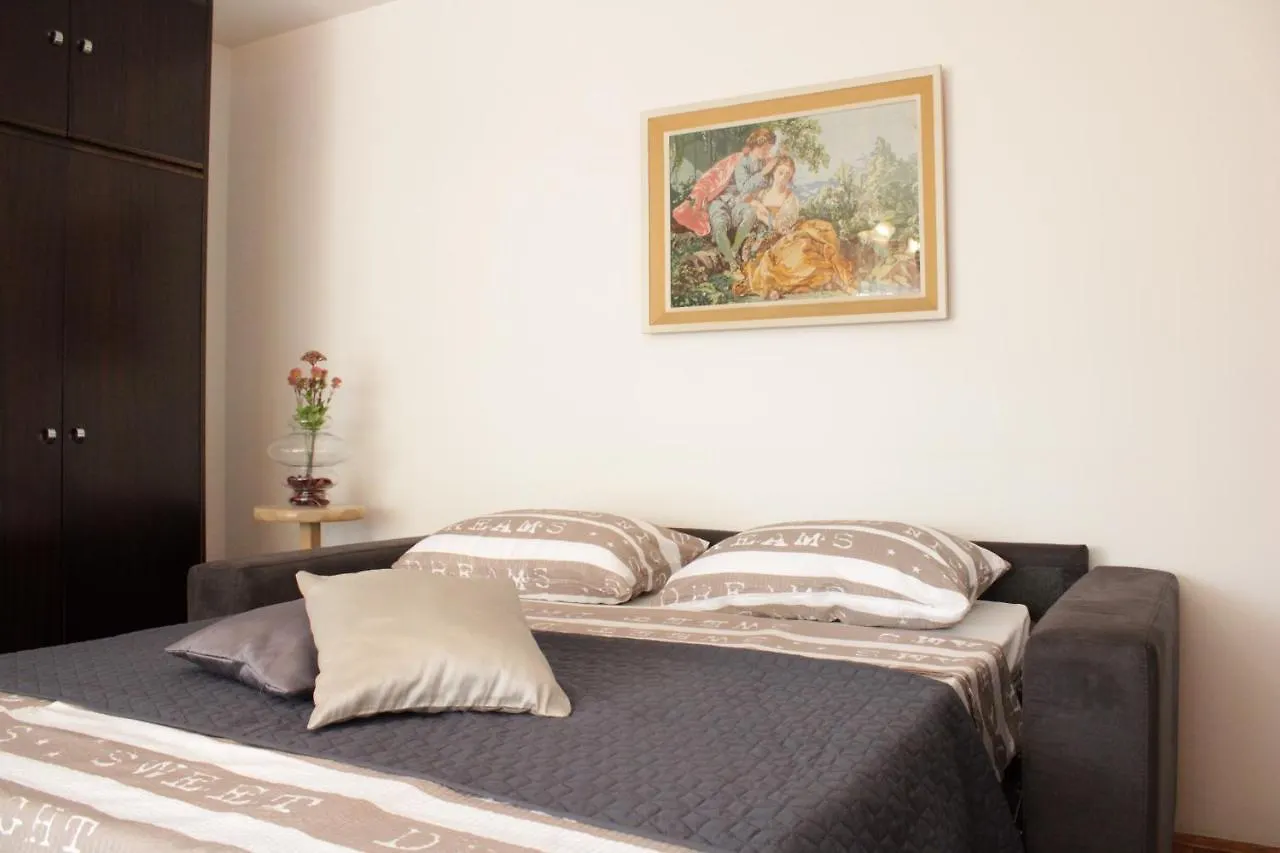 Apartman Paganor Pula 0*,