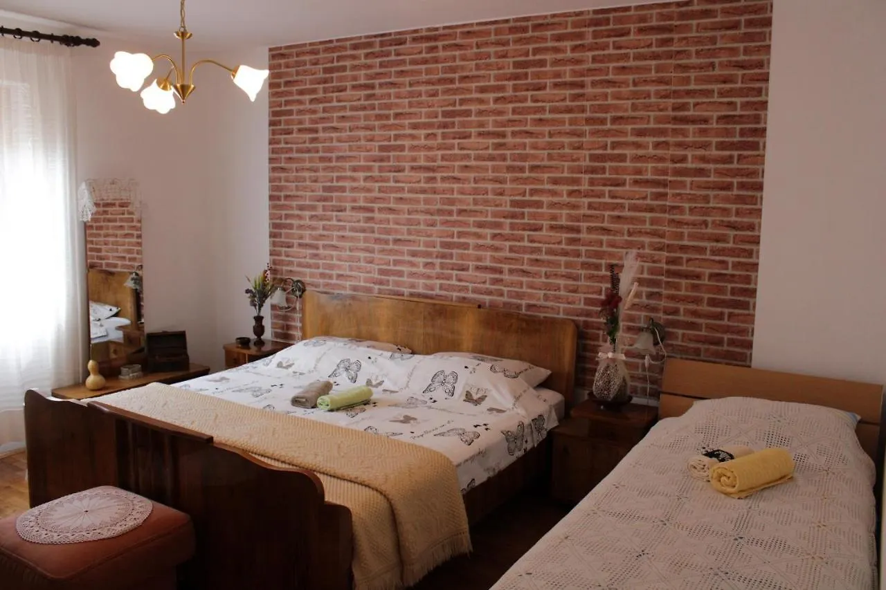 Apartman Paganor Pula 0*,  Croatia